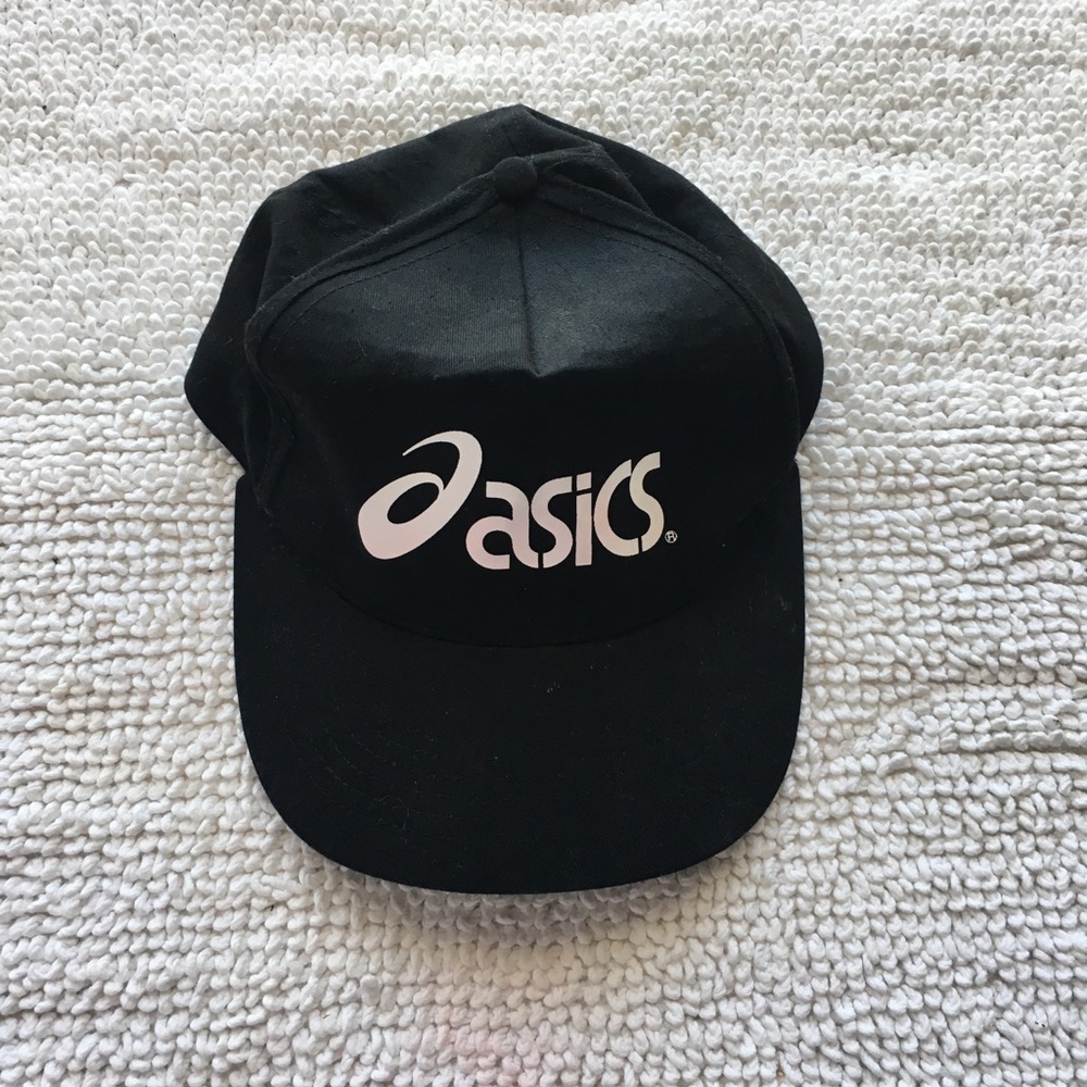 Asics black cap